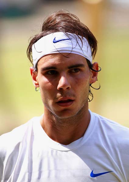 九游体育-纳达尔回归赛场,绝杀首场状态亮眼,勇士观众沸腾!